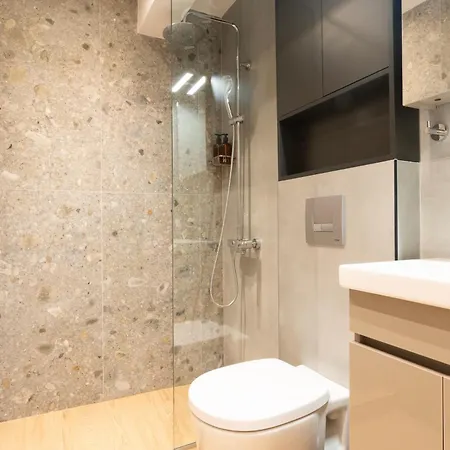 Apartment Gatheringthess- Ippokrateio *